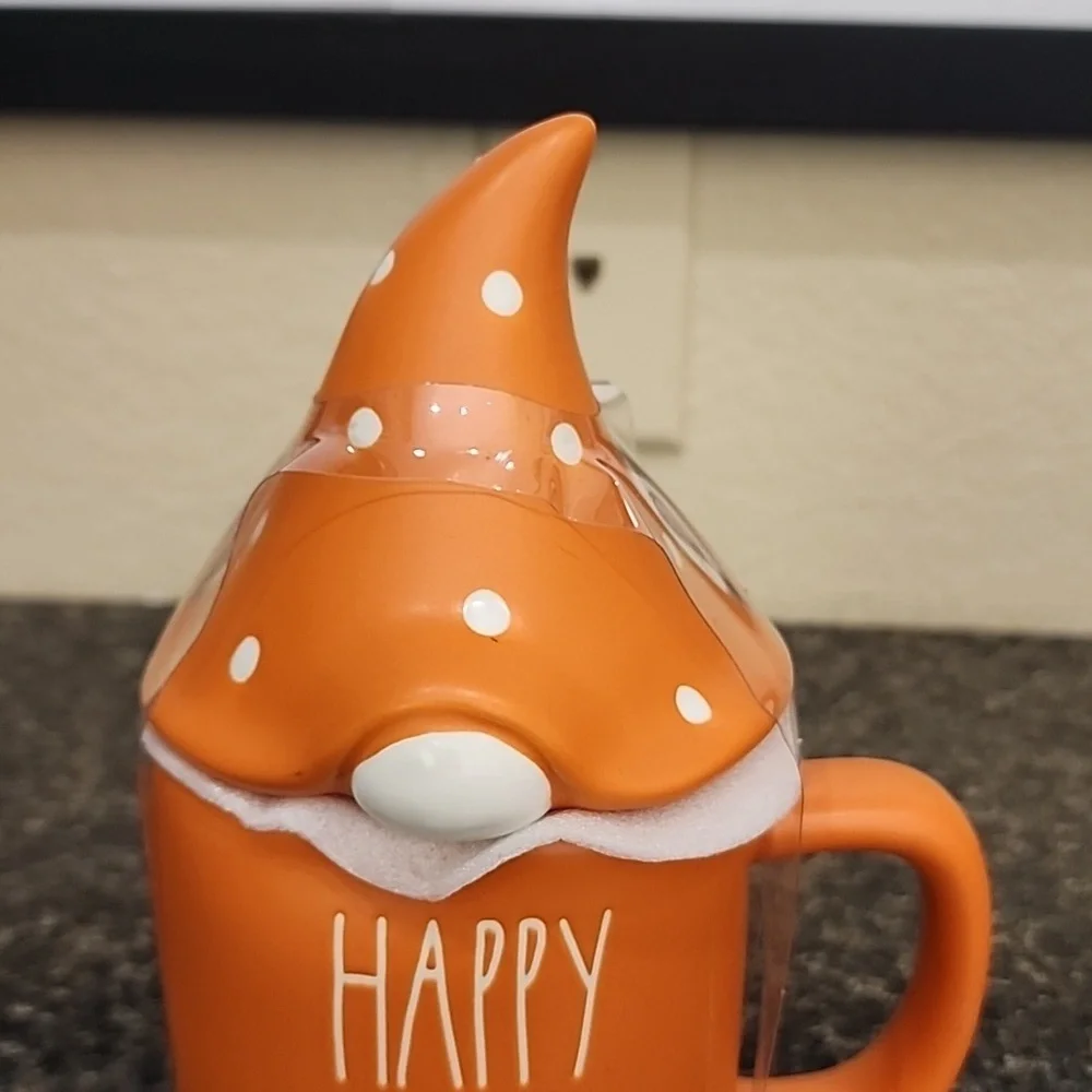 RAE Dunn fall mug with gnome lid - Picture 2 of 4